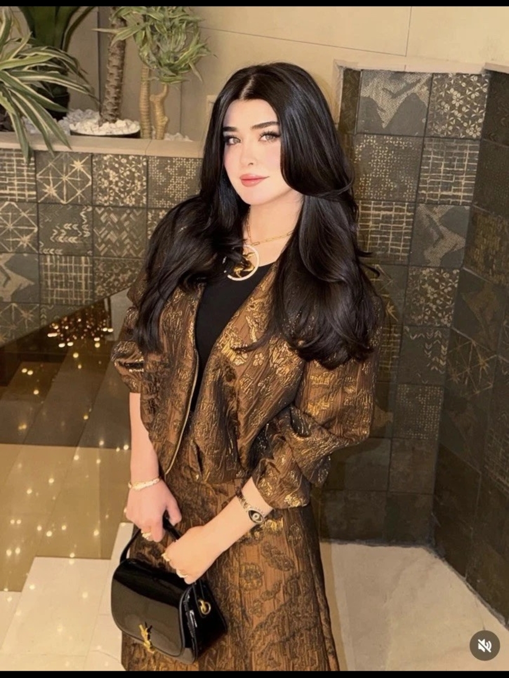 Shiny Jacquared Women's Jacket — Elegant Evening Layer